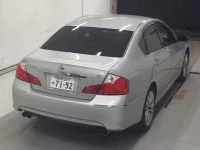 Nissan FUGA лот № 1568 оценка 4  с аукциона в Японии 4