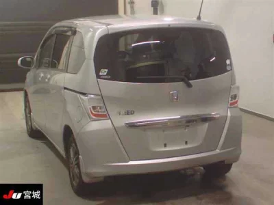 Honda FREED  с аукциона в Японии