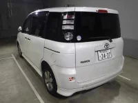 Toyota SIENTA лот № 2009 оценка 3.5  с аукциона в Японии 3