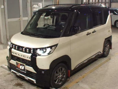 Mitsubishi DELICA MINI  с аукциона в Японии