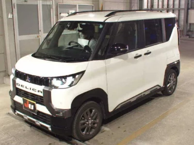 Mitsubishi DELICA MINI  с аукциона в Японии