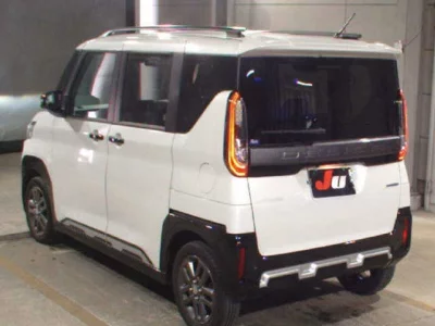 Mitsubishi DELICA MINI  с аукциона в Японии