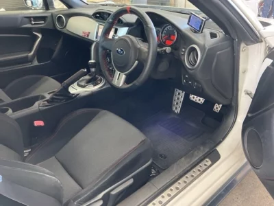 Subaru BRZ  с аукциона в Японии