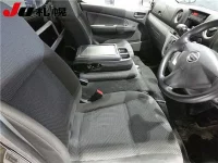 Nissan CARAVAN VAN лот № 1135 оценка R  с аукциона в Японии 4