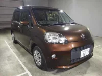 Toyota PORTE лот № 2018 оценка 3.5  с аукциона в Японии 2