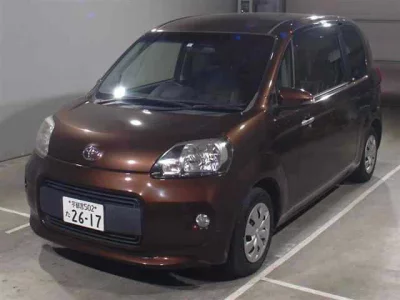 Toyota PORTE  с аукциона в Японии