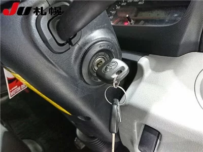 Toyota DYNA  с аукциона в Японии