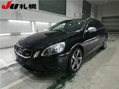 Volvo V60  с аукциона в Японии