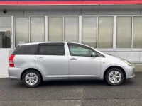 Toyota WISH лот № 3022 оценка R  с аукциона в Японии 2