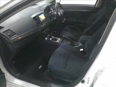 Mitsubishi GALANT FORTIS  с аукциона в Японии