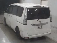 Nissan SERENA лот № 5229 оценка R  с аукциона в Японии 1