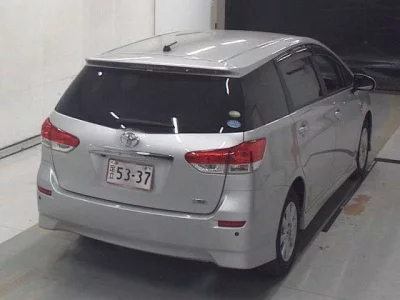 Toyota WISH  с аукциона в Японии