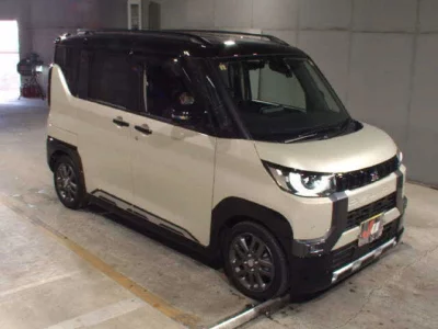 Mitsubishi DELICA MINI  с аукциона в Японии