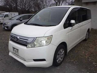 Honda STEP WAGON  с аукциона в Японии