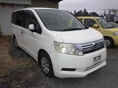 Honda STEP WAGON  с аукциона в Японии