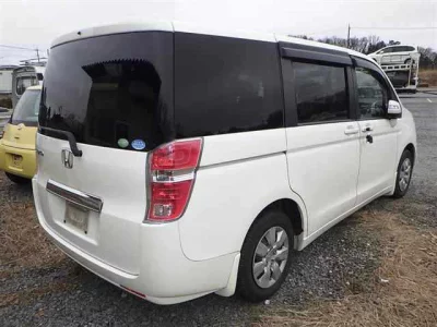 Honda STEP WAGON  с аукциона в Японии