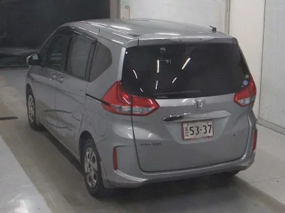Honda FREED  с аукциона в Японии