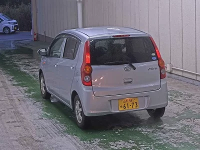 Daihatsu MIRA  с аукциона в Японии