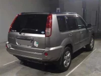 Nissan X-TRAIL лот № 2041 оценка 3.5  с аукциона в Японии 1