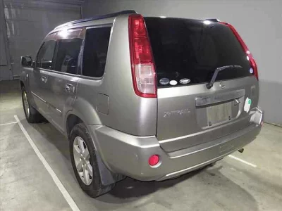 Nissan X-TRAIL  с аукциона в Японии