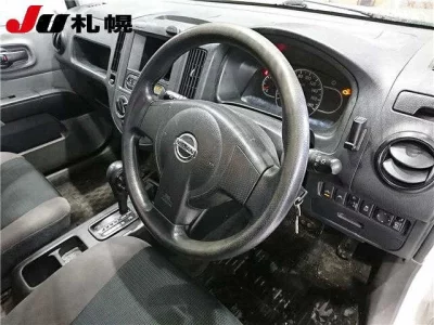 Nissan AD  с аукциона в Японии