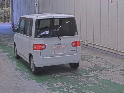 Daihatsu TANTO  с аукциона в Японии