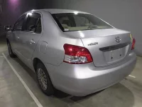 Toyota BELTA лот № 2047 оценка 3  с аукциона в Японии 3