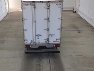 Mazda TITAN  с аукциона в Японии