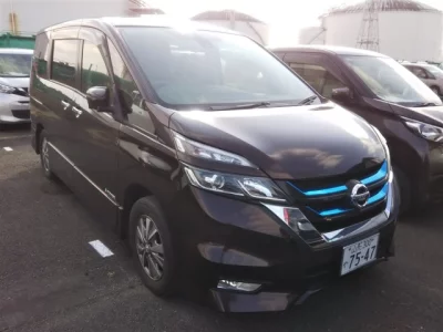 Nissan SERENA  с аукциона в Японии
