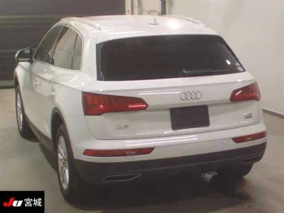 Audi Q5  с аукциона в Японии