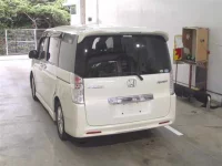 Honda STEP WAGON лот № 208 оценка 3  с аукциона в Японии 1