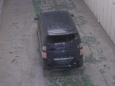 Toyota VOXY  с аукциона в Японии