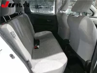 Toyota VITZ лот № 1161 оценка R  с аукциона в Японии 6