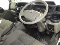 Nissan ATLAS лот № 5301 оценка 3  с аукциона в Японии 2