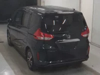 Honda FREED лот № 3008 оценка 4  с аукциона в Японии 1