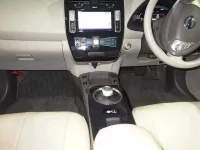 Nissan LEAF лот № 7028 оценка 4  с аукциона в Японии 4