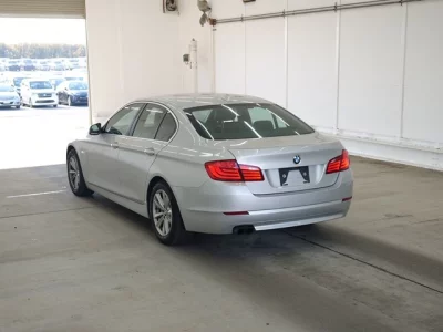 BMW 5-Series  с аукциона в Японии