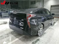 Toyota PRIUS лот № 1168 оценка R  с аукциона в Японии 1
