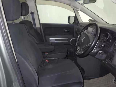 Mitsubishi DELICA D5  с аукциона в Японии