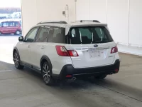 Subaru EXIGA лот № 2696 оценка 3.5  с аукциона в Японии 1