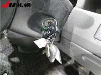 Toyota VOXY лот № 1504 оценка 4  с аукциона в Японии 3