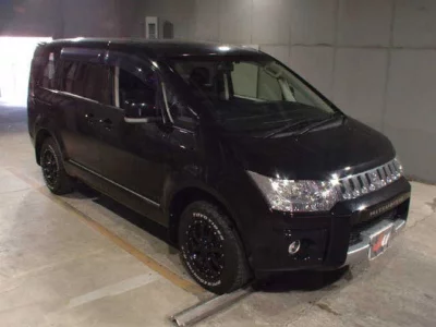 Mitsubishi DELICA D5