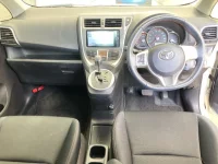 Toyota RACTIS лот № 3053 оценка R  с аукциона в Японии 3