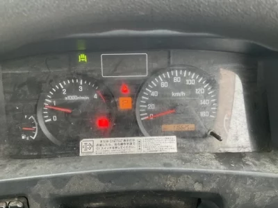 Isuzu ELF  с аукциона в Японии