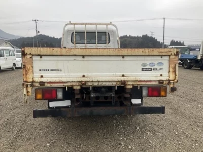 Isuzu ELF  с аукциона в Японии