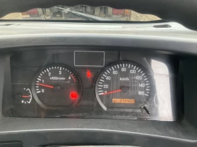 Isuzu ELF  с аукциона в Японии