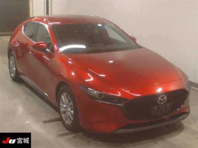 Mazda MAZDA3  с аукциона в Японии