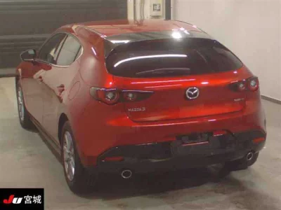 Mazda MAZDA3  с аукциона в Японии