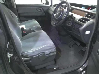 Honda STEP WAGON  с аукциона в Японии