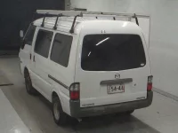 Mazda BONGO VAN лот № 5352 оценка 3  с аукциона в Японии 1
